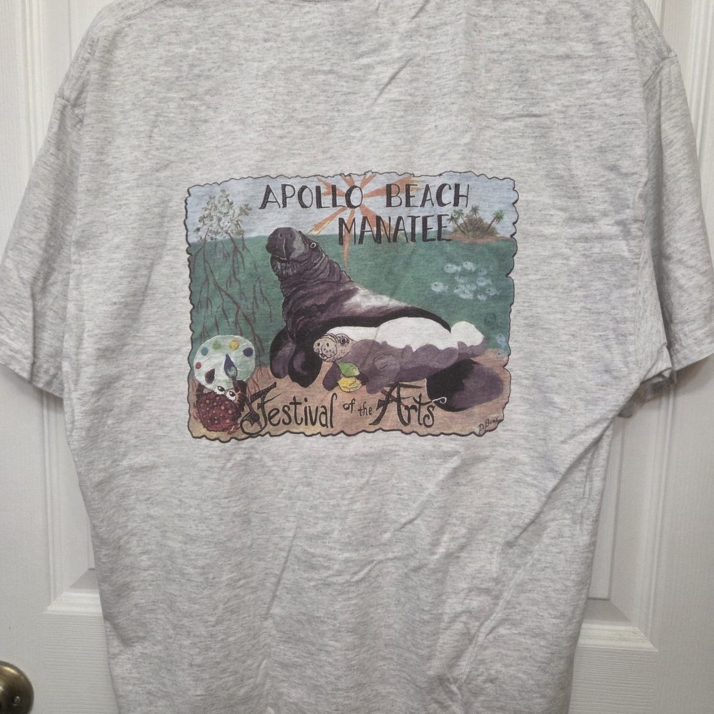 Vintage Apollo Beach FL Manatee Festival of Arts Gray T-Shirt